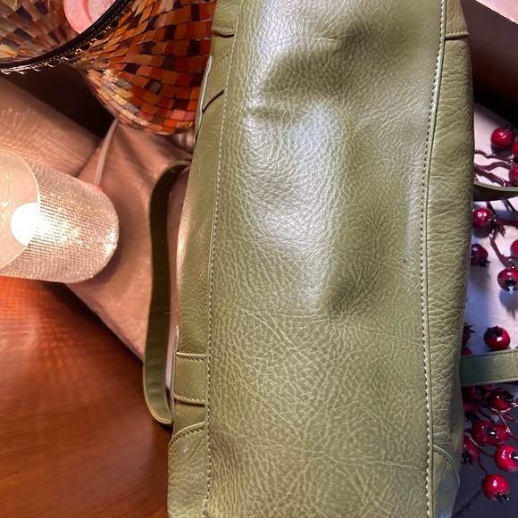 Matt & Nat large green purse without wear - Picture 5 of 5